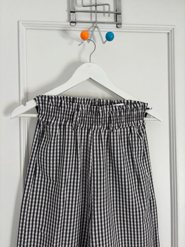 Pantalón ancho vichy blanco y negro