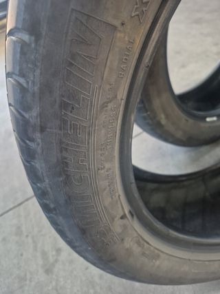 Pareja neumáticos Michelin 225/50R18 95V