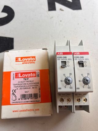 Relè tempo Lovato + 2 ABB E232E-230N luci scala