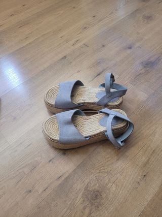 Sandalias plataforma esparto grises
