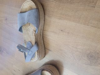 Sandalias plataforma esparto grises