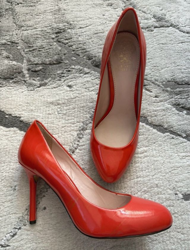 Zapatos rojos Vince Camuto