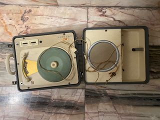 Tocadiscos antiguo Philips