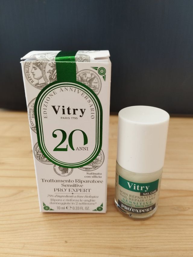 Vitry 20 Anni - Trattamento Riparatore Unghie