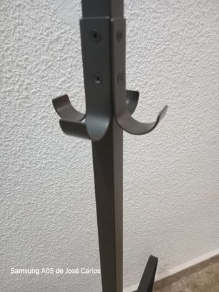 Perchero Ikea metal negro