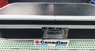 Mesa DJ Hero Renegade + juego PlayStation 3