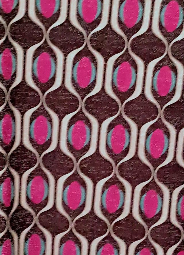 Camiseta marrón y rosa - entretiempo