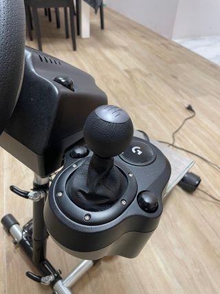 Logitech G920 con estructura+xbox one + juegos