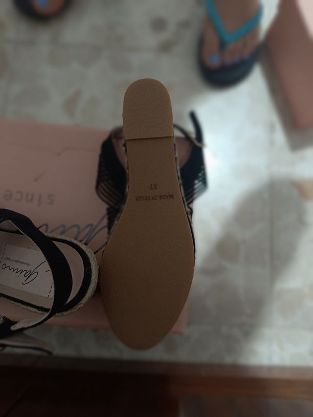 Sandalias cuña negras nº37