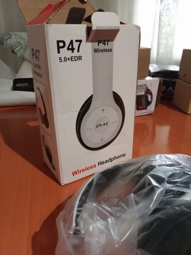 Auriculares inalámbricos P47 Bluetooth