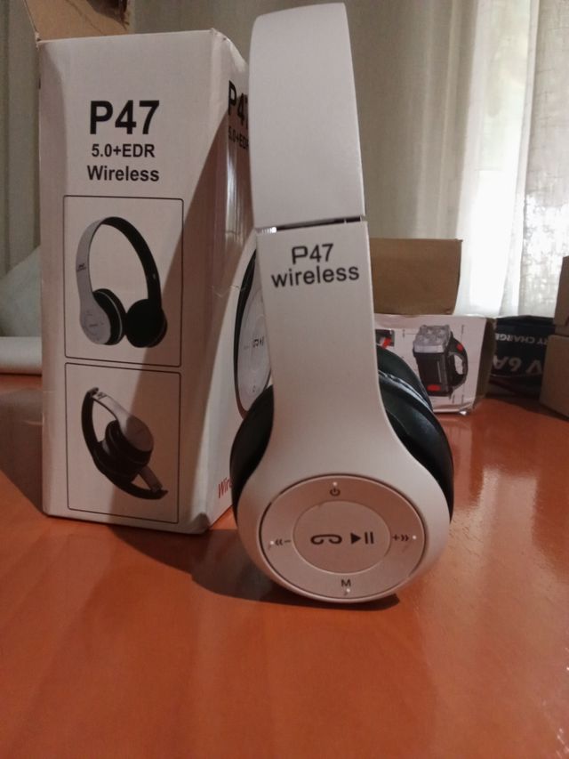 Auriculares inalámbricos P47 Bluetooth