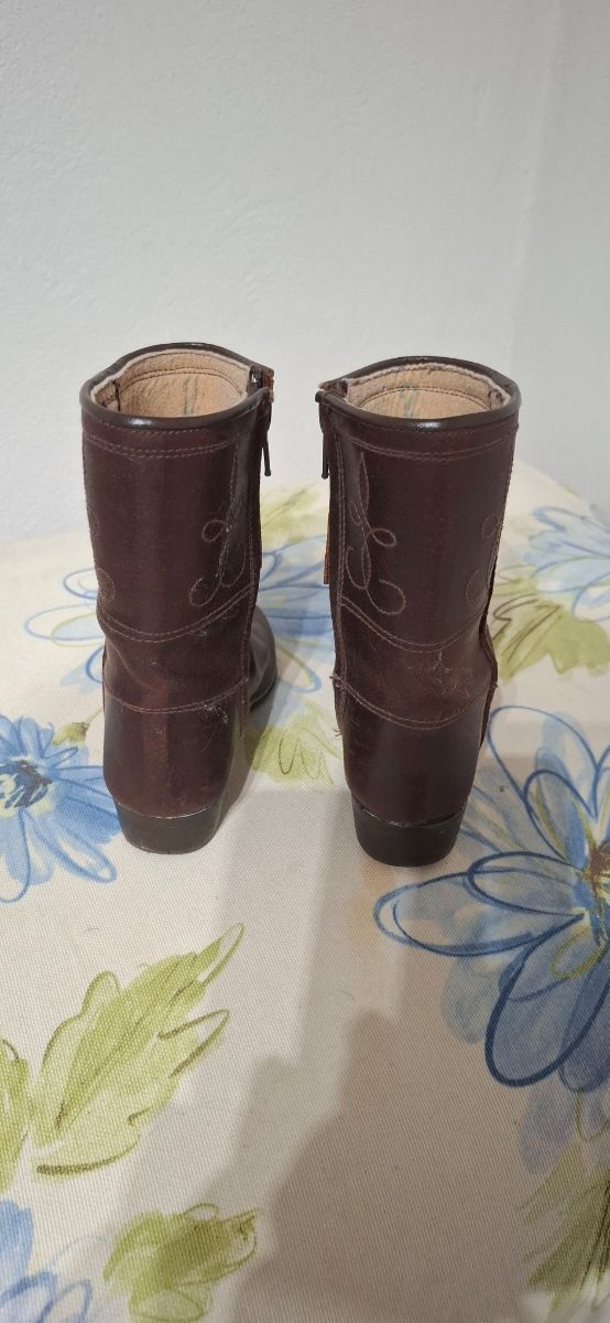 Botos camperos niño niña piel marrón talla 22