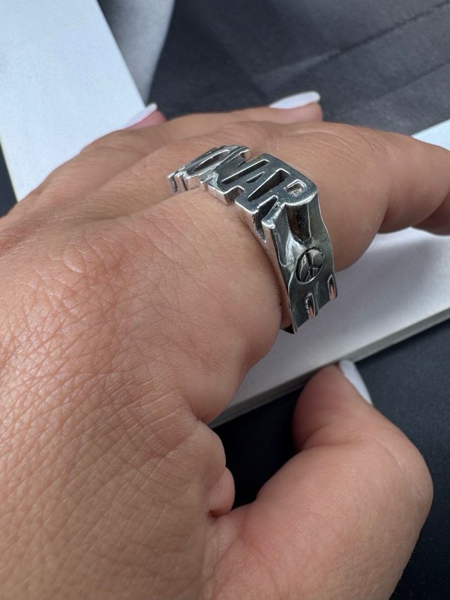 Anel em prata 'Makelove-Nowar'