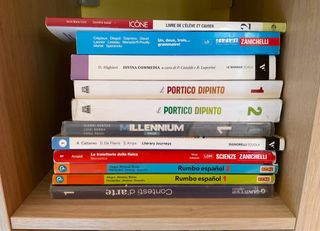 Libri scolastici a meno di metà prezzo del listino