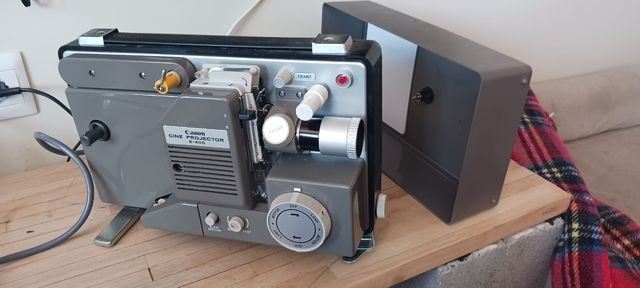 Canon Cine S-400 Projector
