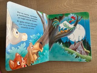 Libro y puzzles Los músicos de Bremen