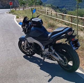 Suzuki GSR 600