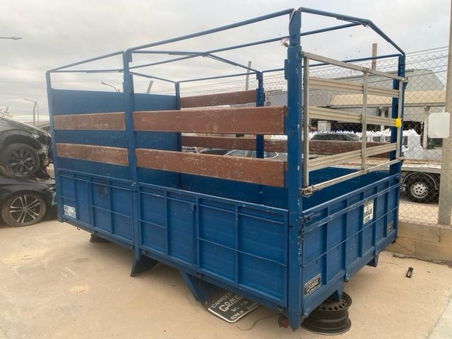 Caja transporte animales para furgoneta