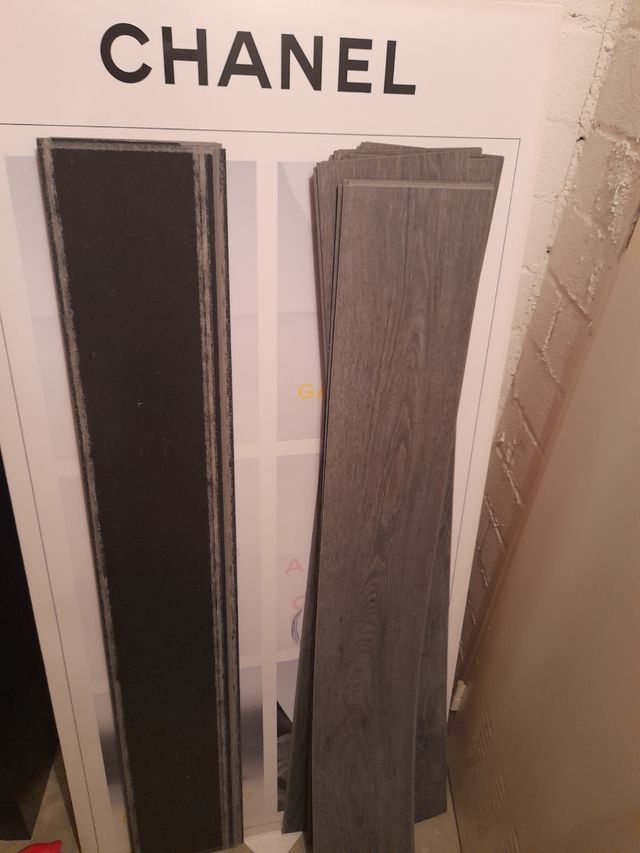 Suelo vinílico Clix - 10 cajas, 20 m2 aproximado.