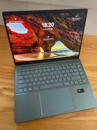HP Pavilion Plus 14" 16gb Inter Core 5 477GB