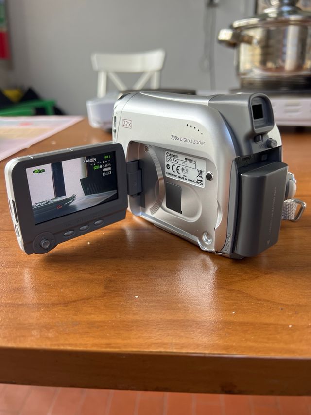 Canon MV890 - Videocamera digitale