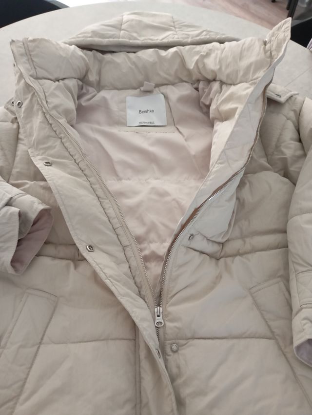 Chaqueta acolchada Bershka XS. Da mas talla.