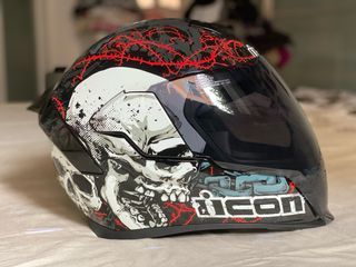 Casco Icon Airflite Skull