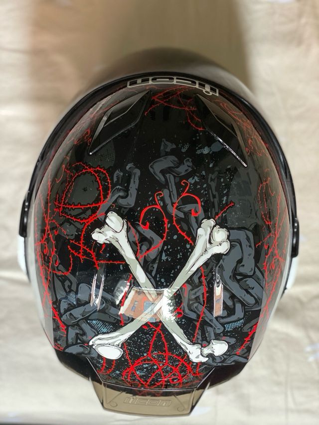 Casco Icon Airflite Skull