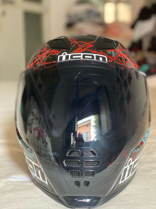 Casco Icon Airflite Skull