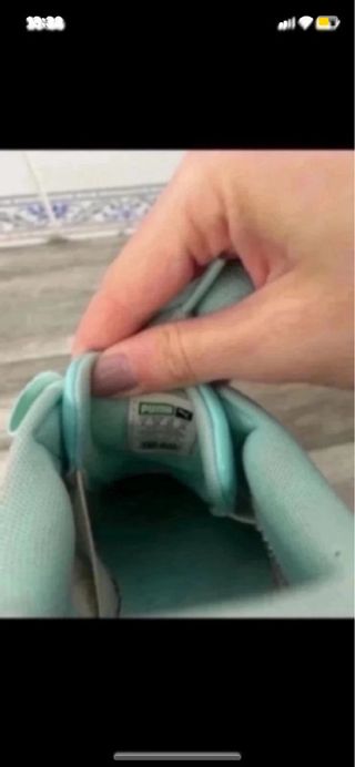 Zapatillas Puma Basket turquesa con lazo
