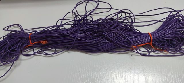 Cordones de varias calidades y colores