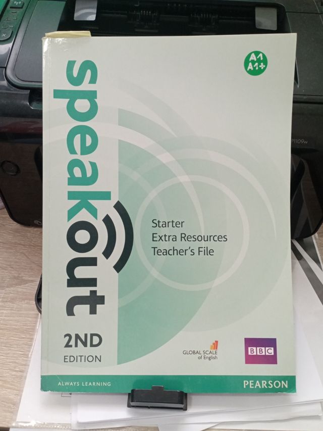 Speakout Starter 2nd Edition Students' Book wit...