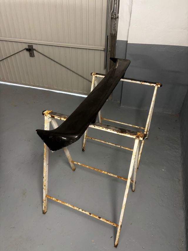 Alerón trasero coche