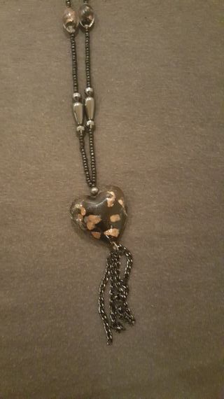 Collar Corazón Negro con detalles 