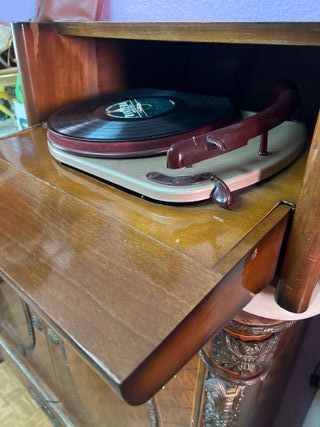 Tocadiscos Telefunken antiguo