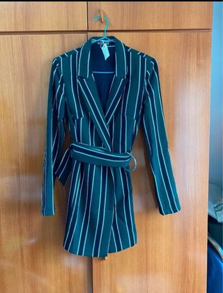 Mono corto de manga larga estampado de rayas