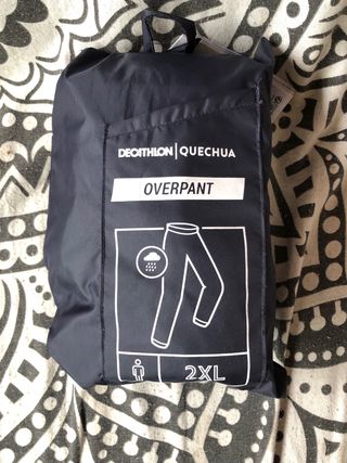 Pantalón lluvia Quechua XXL a estrenar