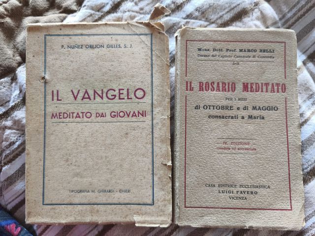 Lotto due libri religiosi