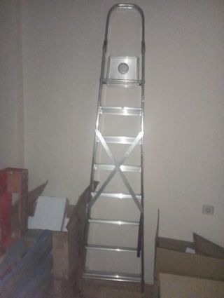 Escalera aluminio 8 peldaños