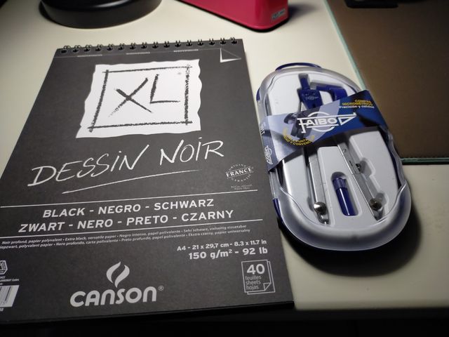 Bloc dibujo Canson + compás con bigotera