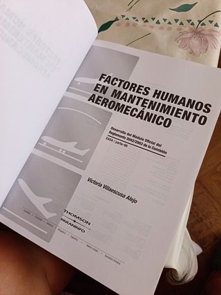 Factores humanos en mantenimiento aeromecánico:...
