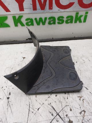 Tapa batería Kymco People 50cc