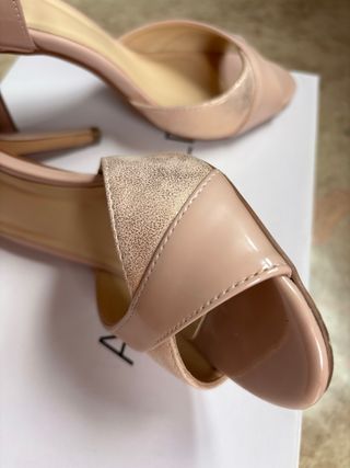 Sandalias tacón rosa Anna Field