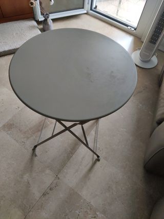Mesa plegable gris metalica