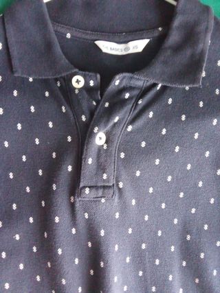 Polo C&A negro talla XS