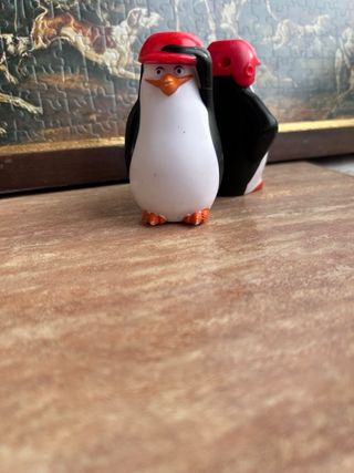 lote juguetes (coche, pistolas, prismaticos, muñcs