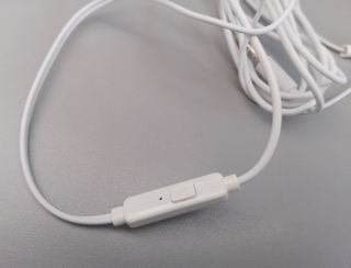 Auscultadores ZTE brancos - NOVOS