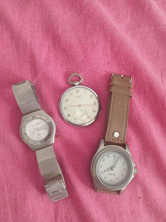 3 Relojes: Rexis + 2 modernos