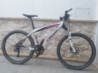 Bicicleta BTT 