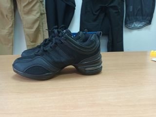 Zapatos baile urbano negros